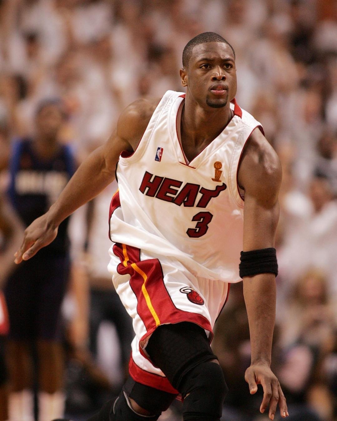 埃雷拉：阿根廷德比氛围独一无二，超过了双红会、曼市等德比（埃雷拉：阿根廷德比氛围无人能及，胜过双红会与曼市德比）