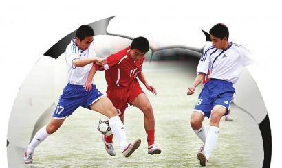 齐沃：在比赛的某个阶段全队都过度兴奋，缺乏清晰的思路（齐沃：比赛一度全队情绪过热，思路不够清晰）