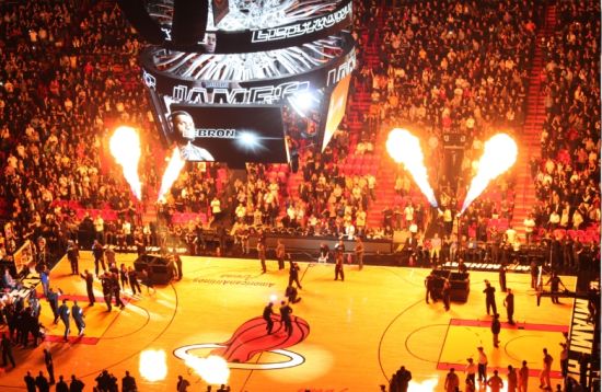 姚明寄语杨瀚森：以“认真”为钥，走好NBA征途（姚明勉励杨瀚森：以认真为钥，踏上NBA征程）