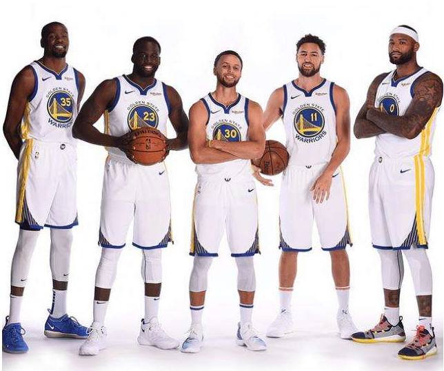 高情商！王楚钦赛后采访，感谢国乒队友，6-0后更加释放（情商拉满！王楚钦赛后致谢国乒队友，6-0后心态更放开）