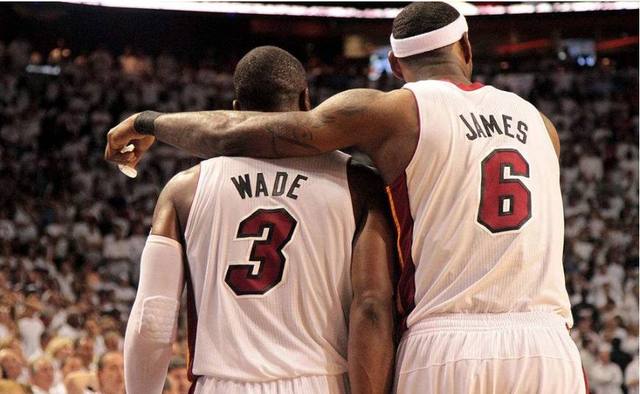 里奇·保罗：确认詹姆斯本赛季不会离开湖人（里奇·保罗确认：詹姆斯本赛季将留在湖人）