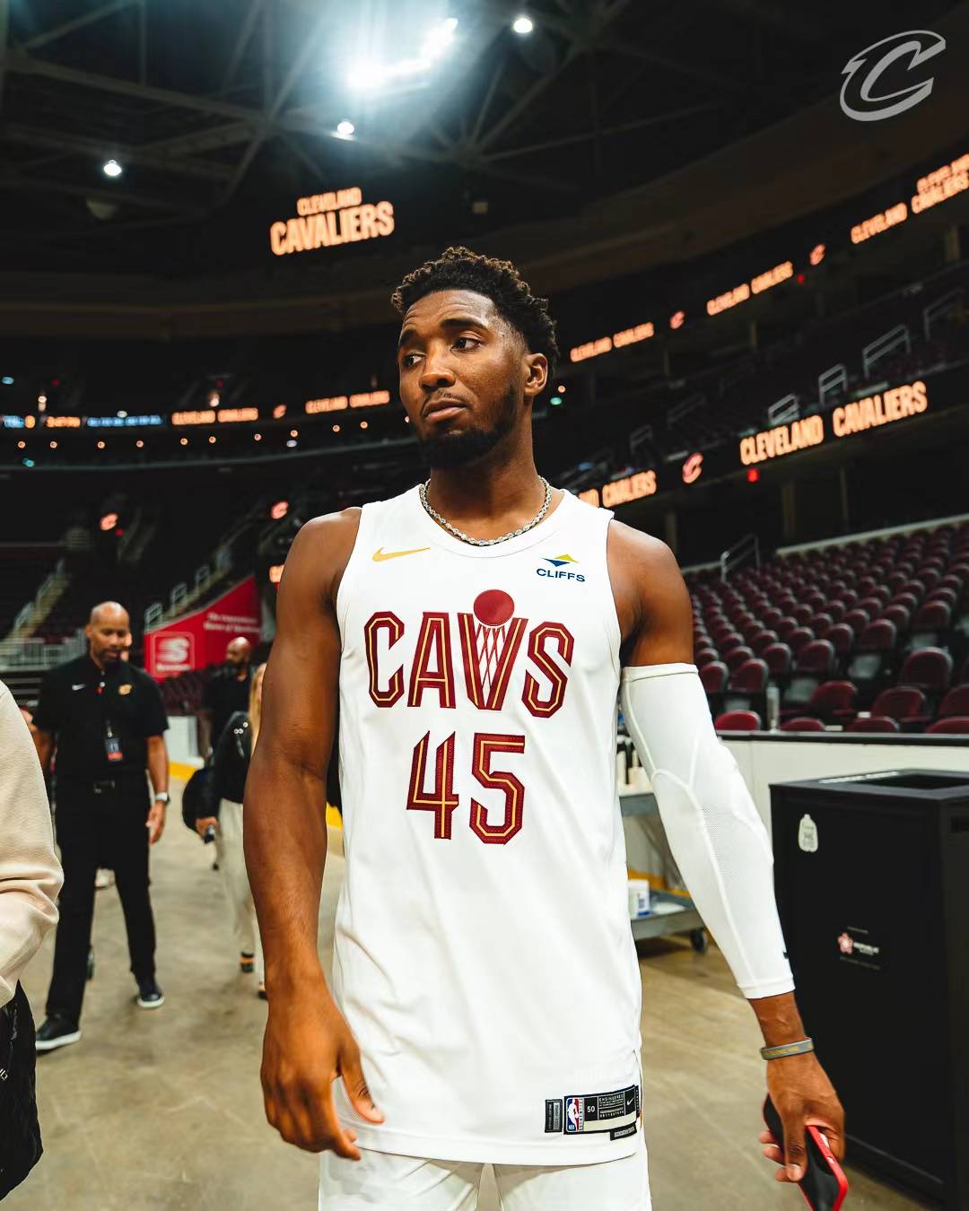 2025山东省齐鲁足球超级联赛：泰安2-1击败聊城夺冠（2025赛季齐鲁足超：泰安2-1战胜聊城加冕冠军）