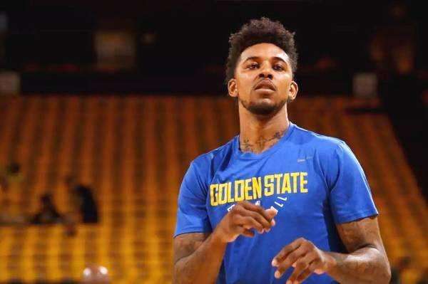 记者：尤文正努力与巴黎就穆阿尼达成协议，热刺也在争夺他（记者：尤文推进与巴黎商谈穆阿尼转会，热刺也加入竞逐）