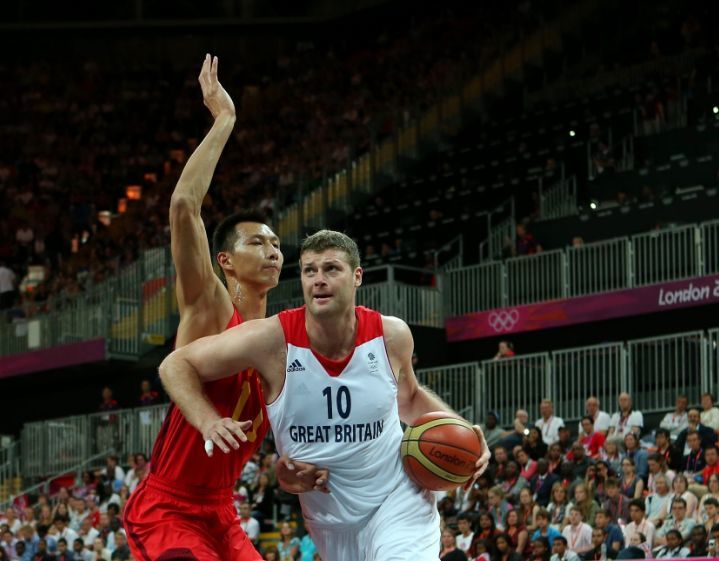 半场落后近20分！谢德：这不是该有的样子 没借口就是打得不好（半场落后近20分！谢德直言：不该是这样，没有借口，就是打得不好）