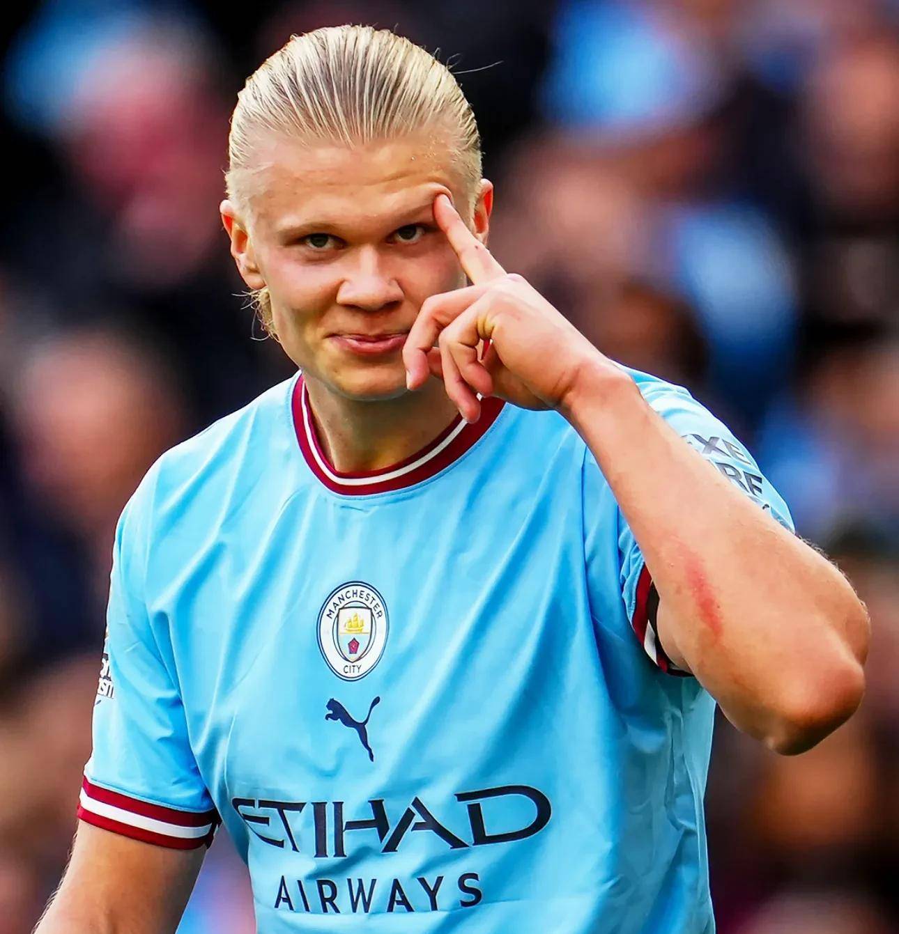 荷媒：阿贾克斯将与小克鲁伊夫会面，他是贾府新任总监候选人（荷媒：阿贾克斯将会见小克鲁伊夫，后者为新任总监人选）