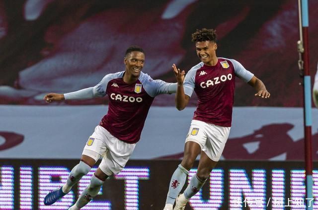 恩佐：巴萨防线太靠前了，我们赛前与马雷斯卡已经制定了对策（恩佐：巴萨防线站位过高，赛前已与马雷斯卡制定应对方案）