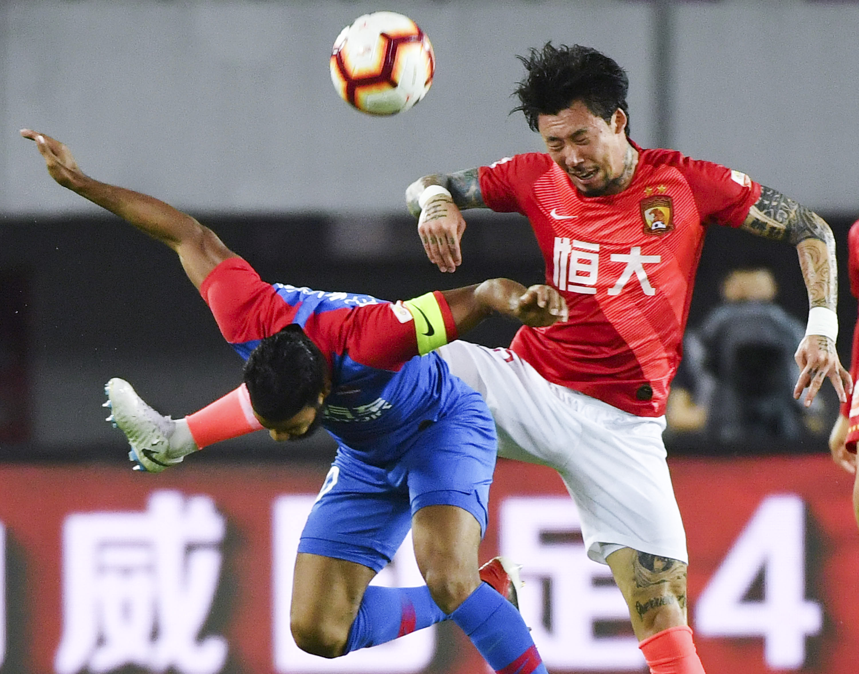 NBA精彩回放：快船绝杀太阳（NBA高光回顾：快船压哨绝杀太阳）