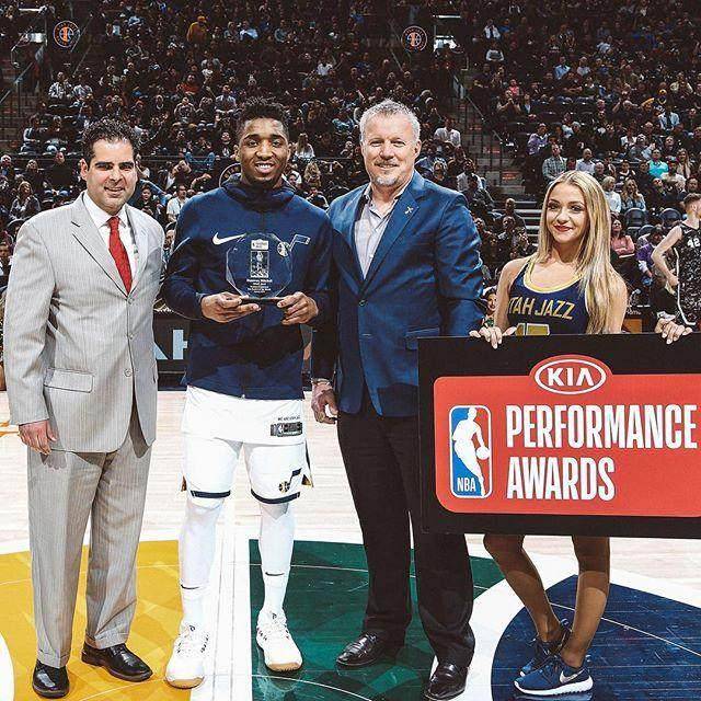 世体：佩德里缺席巴萨赛前合练，确定无缘欧冠客战切尔西（世界体育报：佩德里未参加巴萨赛前训练，确认无缘欧冠客场对切尔西）